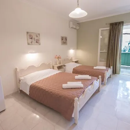 Olive Tree Hotel 2*
